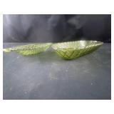 2 green dishes