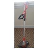 Black & Decker weed eater 20V. No battery or
