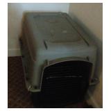 Dog crate 18 x 24 x 30