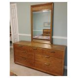 Stanley Furniture 7 drawer dresser 64 x 30 x 18