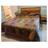 Wood bed 61 x 84 x 44