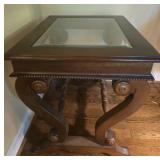 Glass Top End Table 22"Wx26.5"Dx25"T