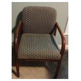 Chair 22 x 32 x 21