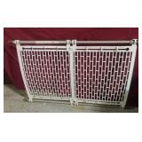 Gerry plastic baby gate 26 1/2 x 42