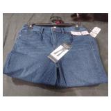 Sophia Vergara jeans size 4. 2 pairs. New with