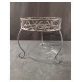 Metal plant stand
