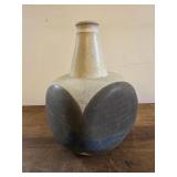 Eddie Smith pottery overlapping circles vase 9"