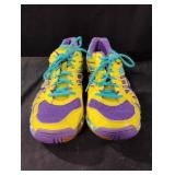 Asics tennis shoes size 10