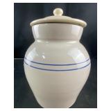 Jar with lid