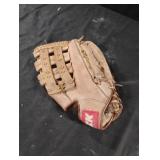 SSK ball glove
