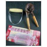 kitchenware