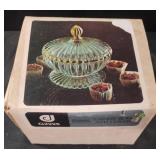 Hospitality Gold by Jeanette 22 karat gold trim