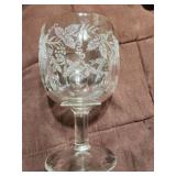 Etched glass thumbprint glass