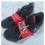 Nike future court number 3 GS. Size 4.5 y Boys