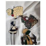 4 Glass and metal suncatchers
