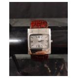 Ladies quartz watch