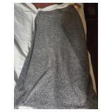 Good clothes Twill-Like skirt. Black & white.