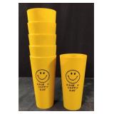 Vintage "Have A Happy Day" plastic cups. 6 total