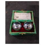 Chinese massaging hand balls