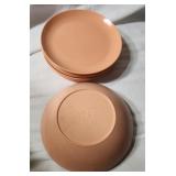 MCM Sun-Valley Melmac. 9 pieces. 2 Salad Bowls, 7