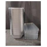 25 plastic containers with lids. 2.5L