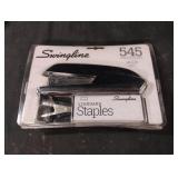 Swingline 545 Desktop Stapler