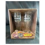 Larry rhe cable guy ï¿½ Get - R - Doneï¿½ 2 glass cup