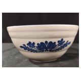 Vintage Pfaltzgraf Yorktowne Stoneware Mixing