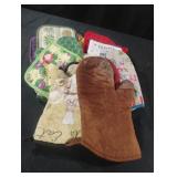 Oven mitts