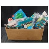 Box lot including collapsible drinking cups,