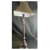 Square shaded lamp