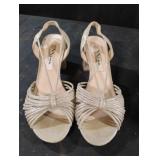 Nina size 6 M shoes