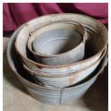 Galvanized steel washbins and pails