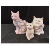 Cat figurines