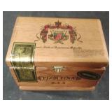 Arturo Fuente Flor Fina 8-5-8 Wooden Cigar Box.