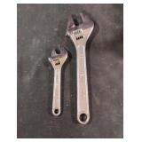 Adjustable wrenches