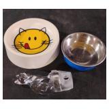 Cat bowls and night light cover