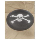 Skull cake pedestal
