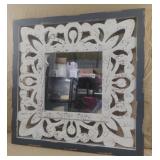 Decorative wall mirror 23 1/2 x 23 1/2