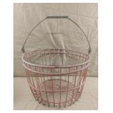 Metal handled Egg basket