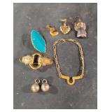 Pendant, brooch and mixmatched jewelry