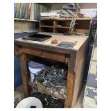 Clerk desk no contents