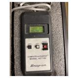 Snap-On compute a charge model, AC T100 working