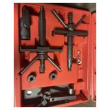 Volvo BAUM tools be 5452 Specialty puller set