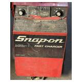 Snap-On batter Charger  70/60amp 420 Boost
