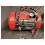 5 gallon red air tank