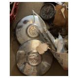 VW miscellaneous components valve covers hub caps