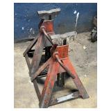 Jack stands