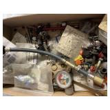 Air conditioning lot with valve stems