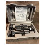 Rear axle bearing puller set 7494A